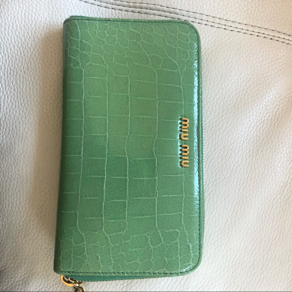 Miu Miu leather green wallet